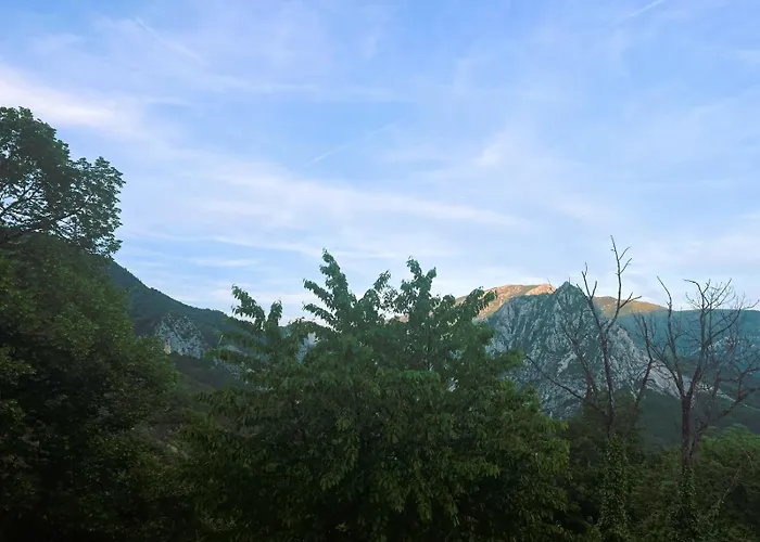 La Maison De Madeleine 카스텔란