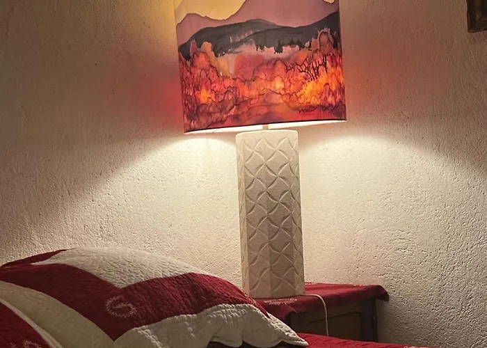 La Maison De Madeleine 펜션 카스텔란